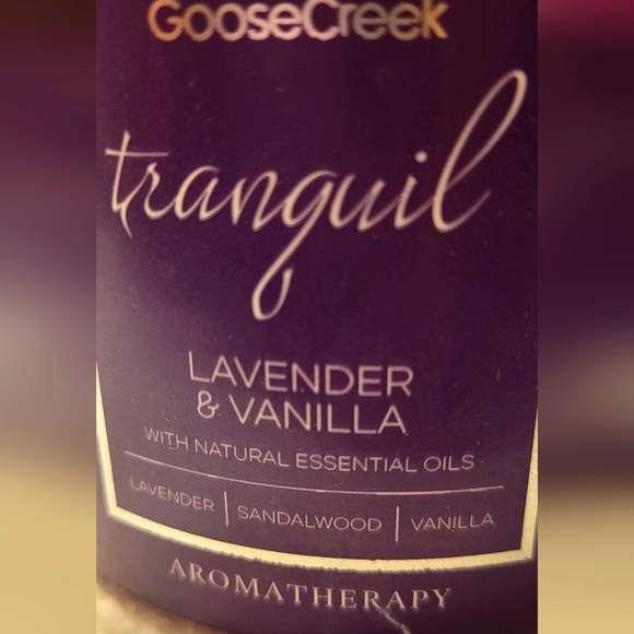 Goosecreek TRANQUIL • Lavender & Vanilla • Aromatherapy Candle - Picture 2 of 10